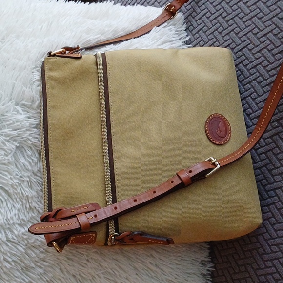 Dooney & Bourke Nylon crossbody bag Khaki - Picture 3 of 17
